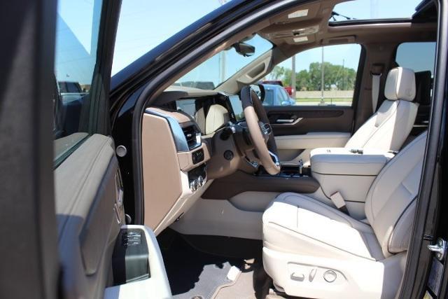2025 GMC Yukon XL Vehicle Photo in Greenville, TX 75402