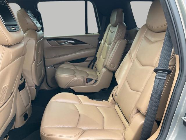 2018 Cadillac Escalade Vehicle Photo in Kaukauna, WI 54130