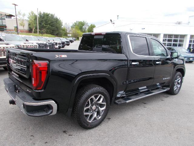 2025 GMC Sierra 1500 Vehicle Photo in LOWELL, MA 01852-4336