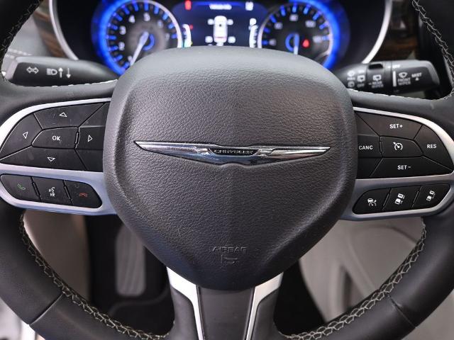 2023 Chrysler Pacifica Vehicle Photo in Cedar Rapids, IA 52402