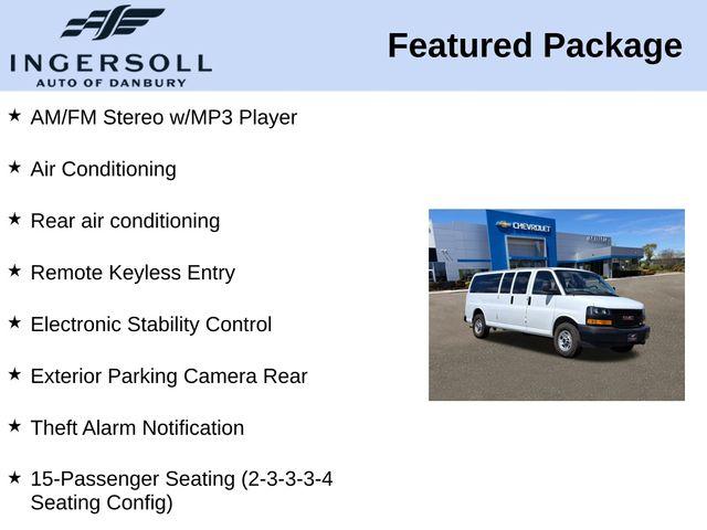 2023 GMC Savana Passenger 3500 Vehicle Photo in DANBURY, CT 06810-5034