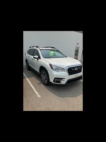 2022 Subaru Ascent Vehicle Photo in Green Bay, WI 54304
