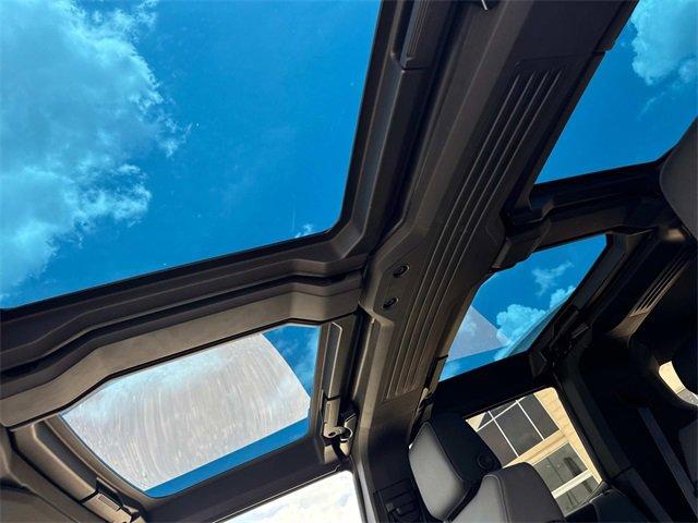 2025 GMC HUMMER EV SUV Vehicle Photo in BATON ROUGE, LA 70809-4546