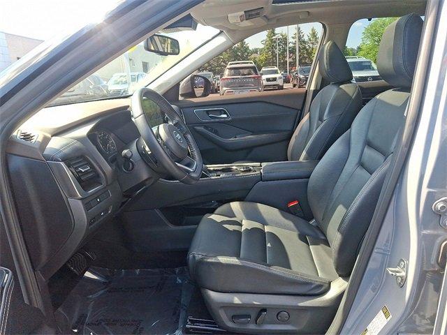 2021 Nissan Rogue Vehicle Photo in Harrisburg, PA 17111-1033