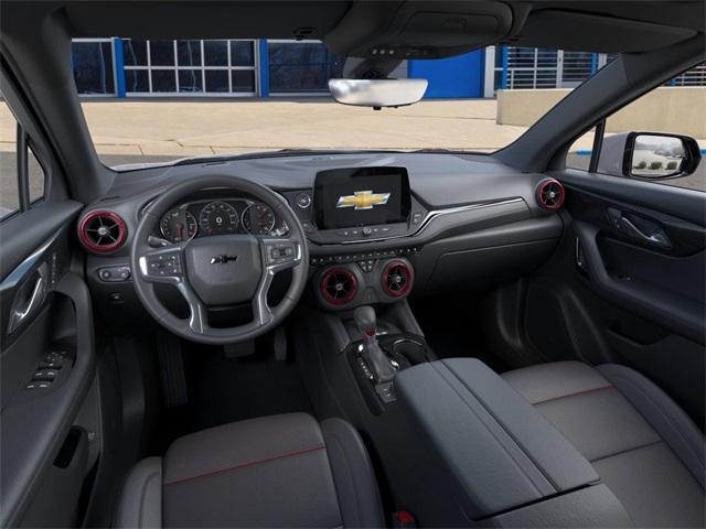 2025 Chevrolet Blazer Vehicle Photo in ENGLEWOOD, CO 80113-6708