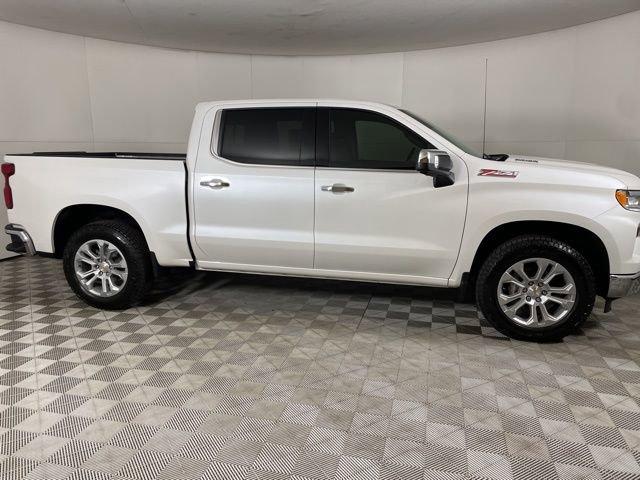 2025 Chevrolet Silverado 1500 Vehicle Photo in PHOENIX, AZ 85014-3381