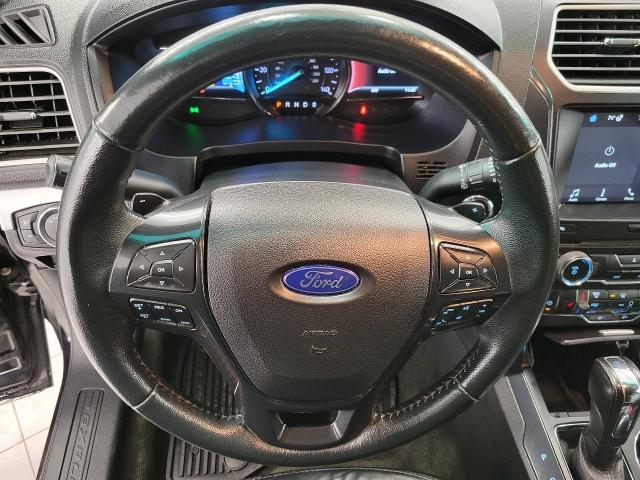 2017 Ford Explorer Vehicle Photo in Neenah, WI 54956