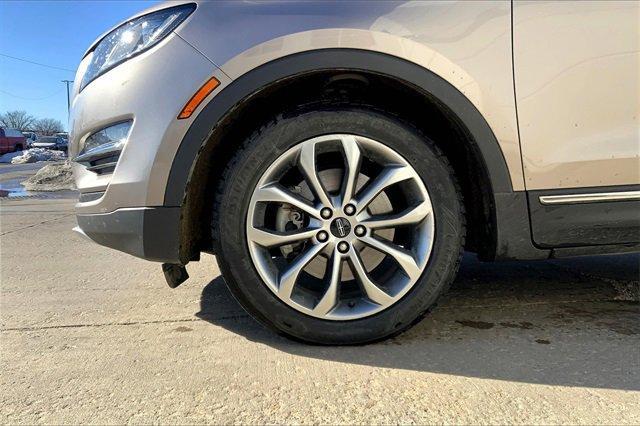 2019 Lincoln MKC Vehicle Photo in TOPEKA, KS 66609-0000
