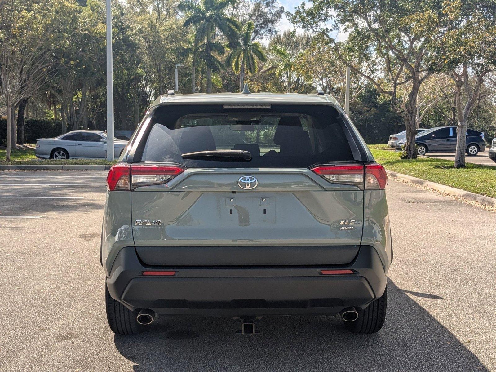 2021 Toyota RAV4 Vehicle Photo in West Palm Beach, FL 33417