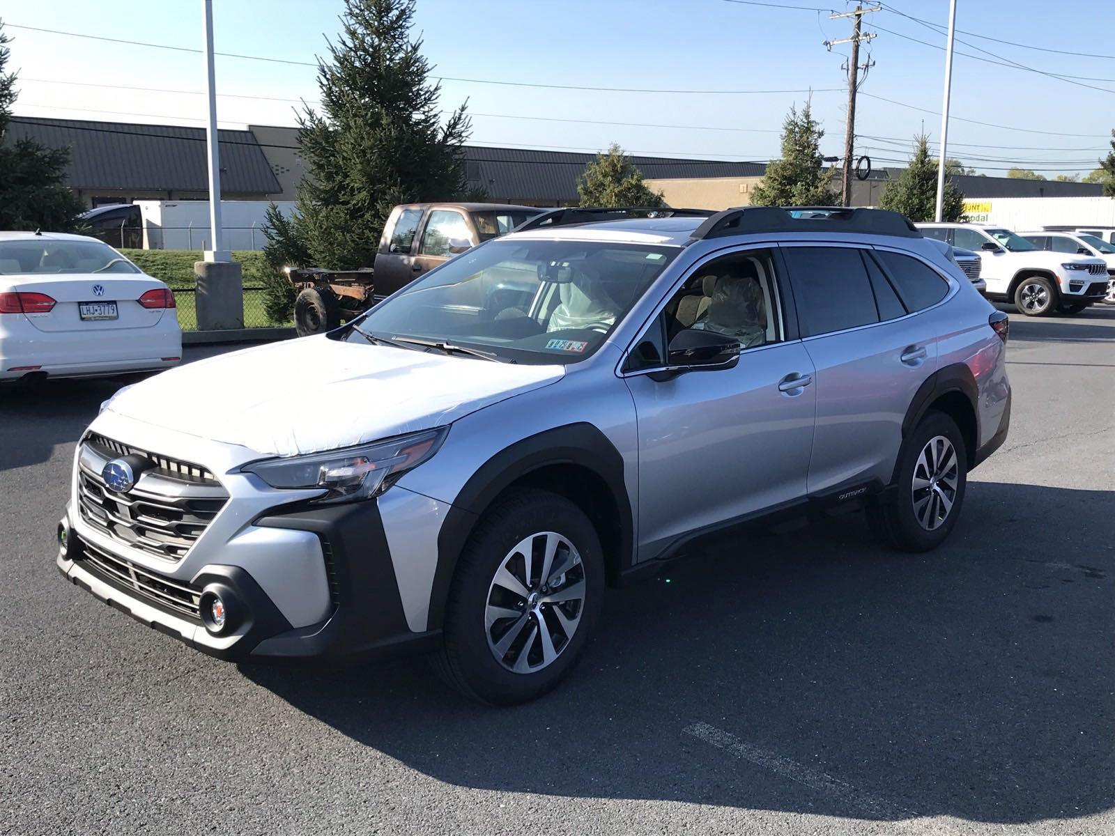 2025 Subaru Outback Vehicle Photo in Mechanicsburg, PA 17050