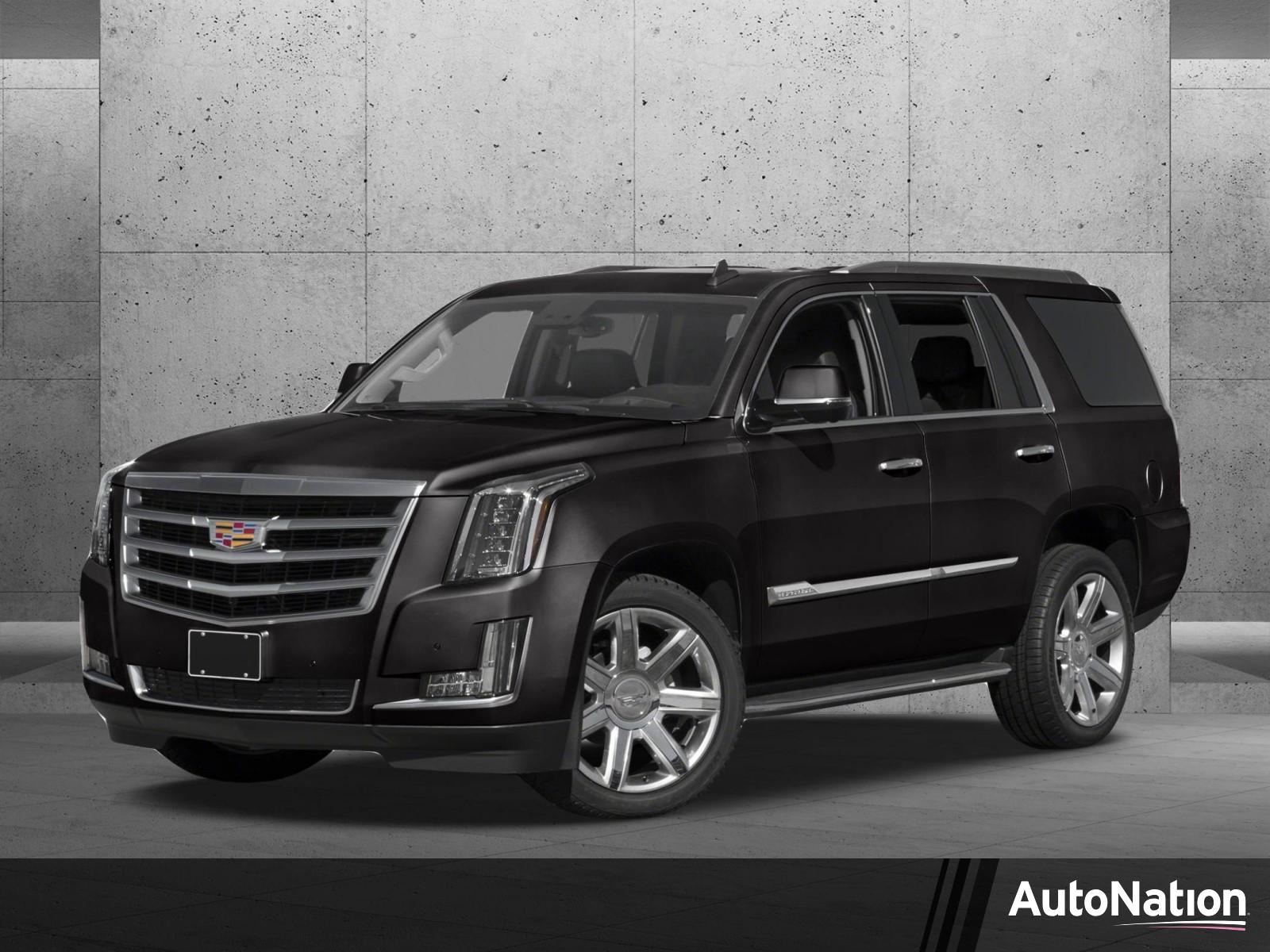 2017 Cadillac Escalade Vehicle Photo in PEMBROKE PINES, FL 33024-6534