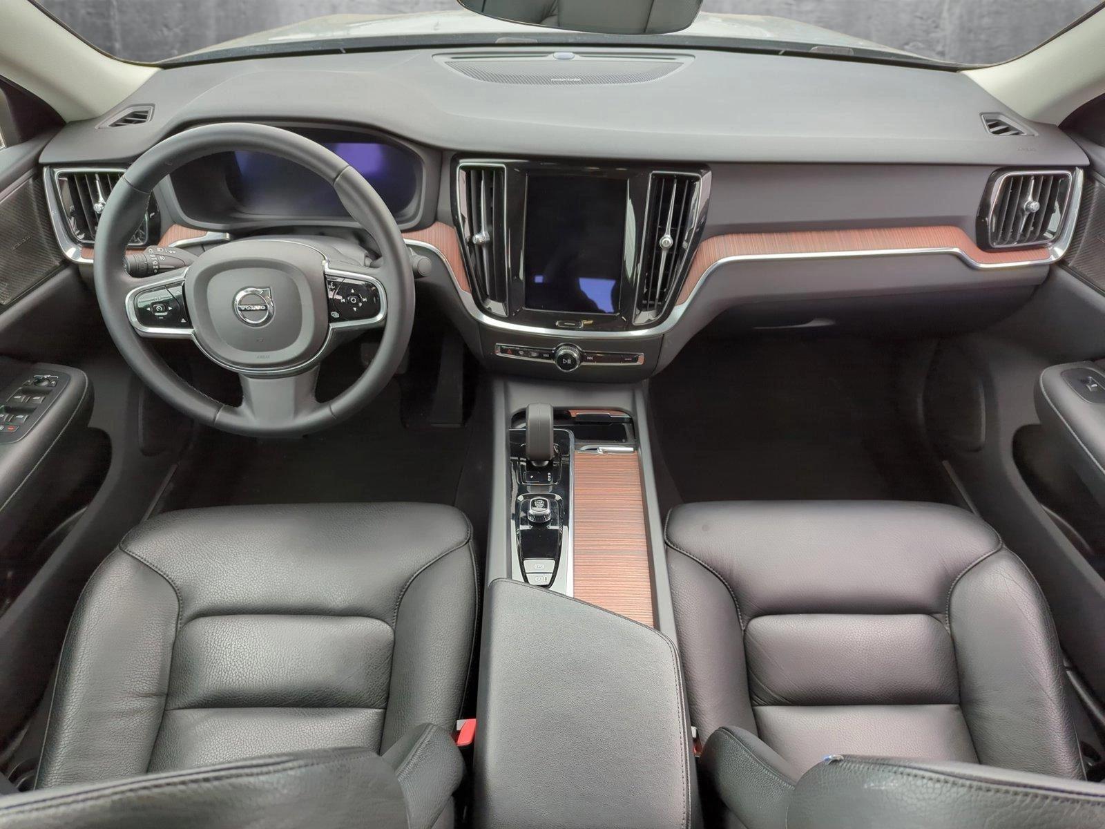 2024 Volvo S60 Vehicle Photo in Memphis, TN 38128
