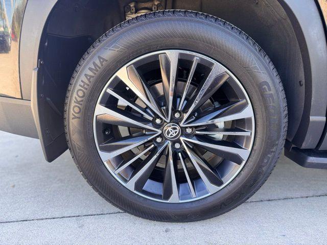 2024 Toyota Grand Highlander Vehicle Photo in DELRAY BEACH, FL 33483-3294