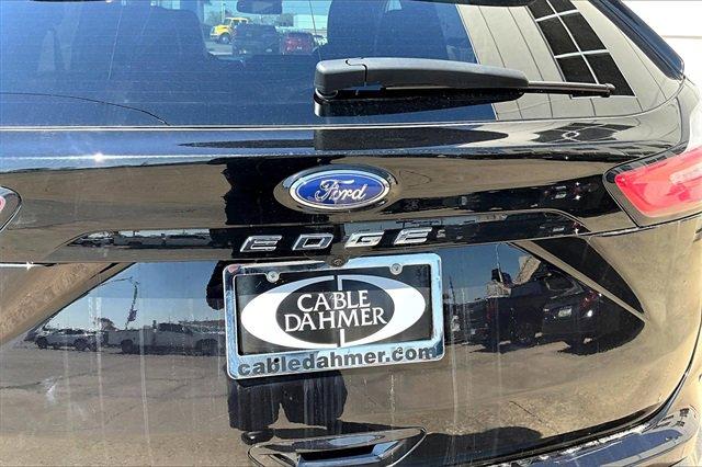 2024 Ford Edge Vehicle Photo in TOPEKA, KS 66609-0000