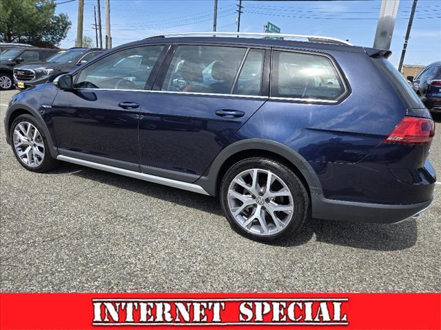 2017 Volkswagen Golf Alltrack Vehicle Photo in LITTLE FALLS, NJ 07424-1717