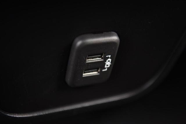 2020 Chevrolet Equinox Vehicle Photo in Ballwin, MO 63011
