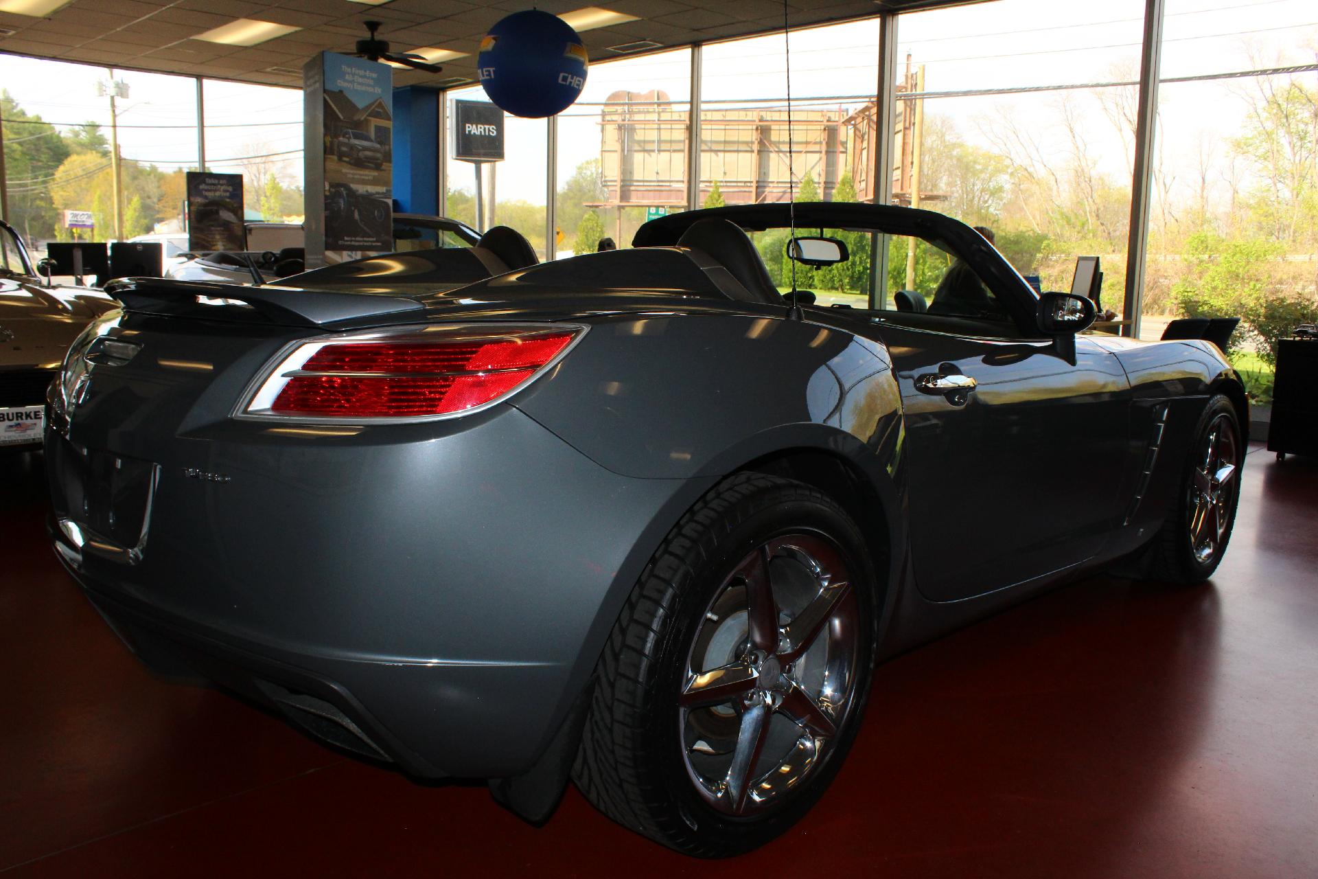 2008 Saturn Sky Vehicle Photo in NORTHAMPTON, MA 01060-1120