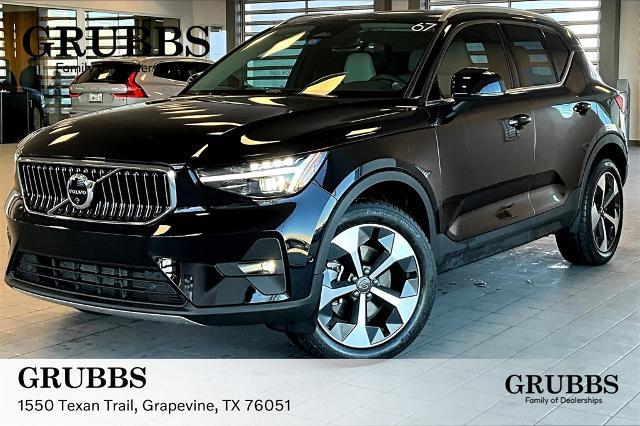 2025 Volvo XC40 Vehicle Photo in Grapevine, TX 76051