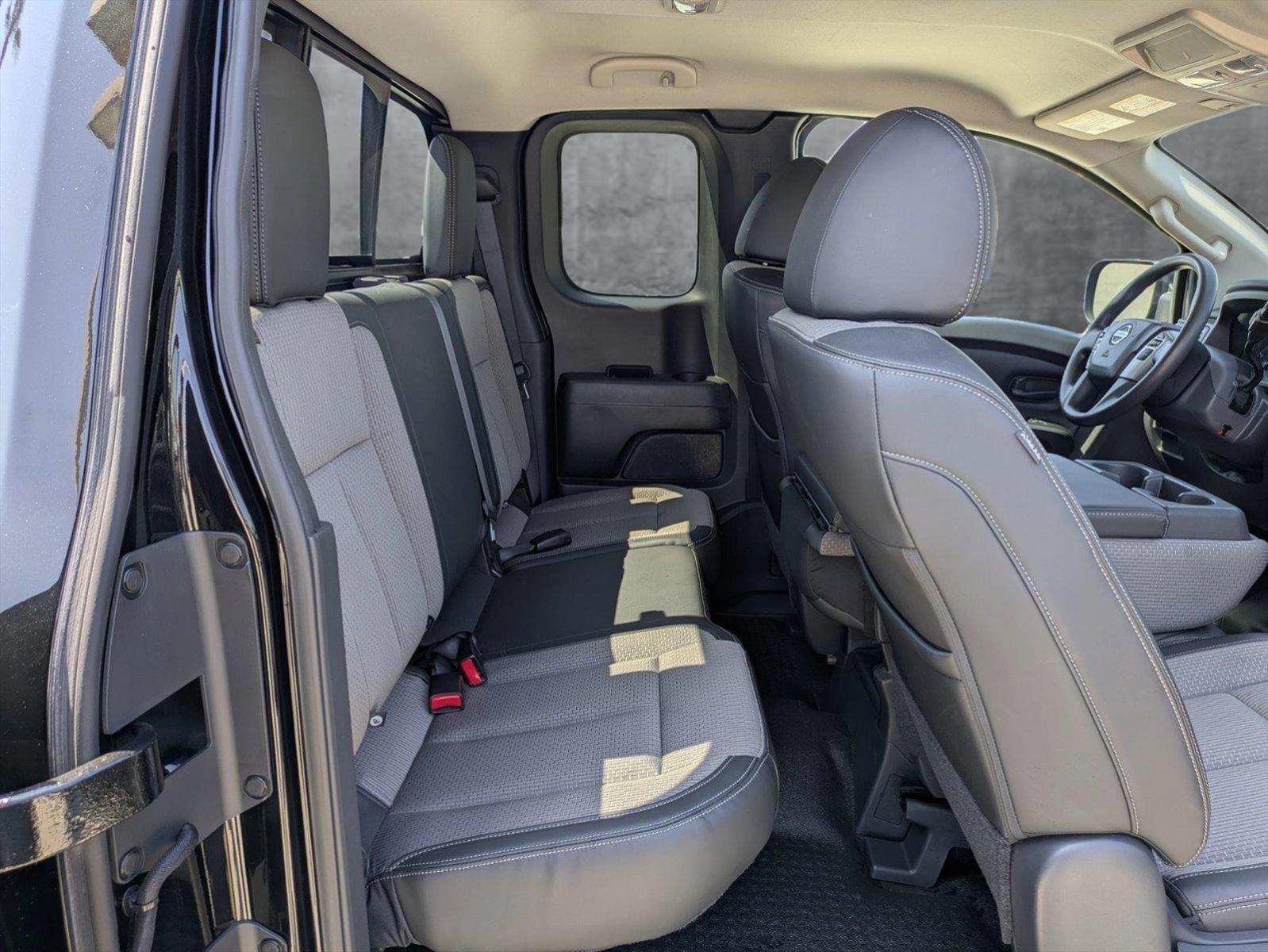 2017 Nissan Titan Vehicle Photo in Tustin, CA 92782
