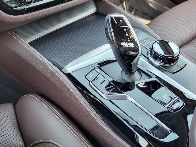 2023 BMW 540i xDrive Vehicle Photo in PLANO, TX 75024