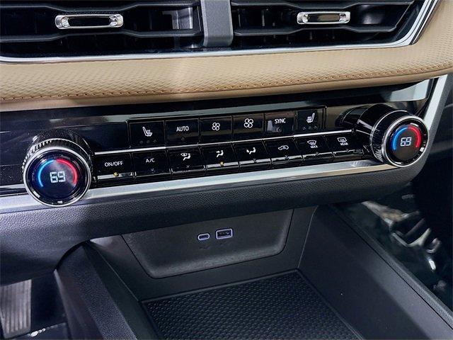2025 Chevrolet Equinox Vehicle Photo in PUYALLUP, WA 98371-4149