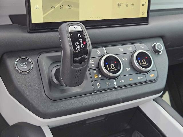 2025 Defender Vehicle Photo in AUSTIN, TX 78717