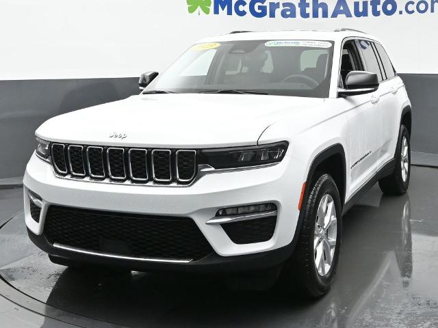 2023 Jeep Grand Cherokee Vehicle Photo in Cedar Rapids, IA 52402