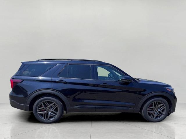 2025 Ford Explorer Vehicle Photo in Oshkosh, WI 54901
