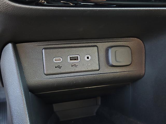 2023 Buick Encore GX Vehicle Photo in TREVOSE, PA 19053-4984