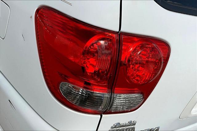 2006 Toyota Sequoia Vehicle Photo in Grapevine, TX 76051