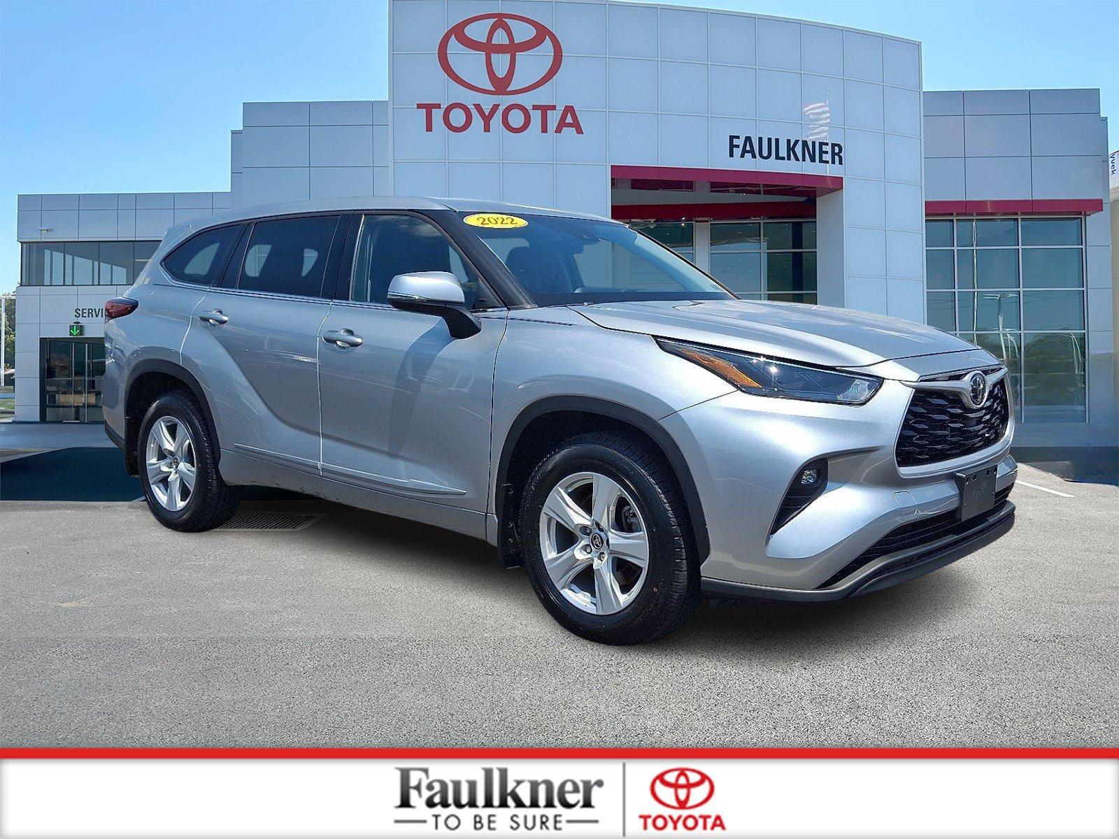 2022 Toyota Highlander Vehicle Photo in Harrisburg, PA 17111