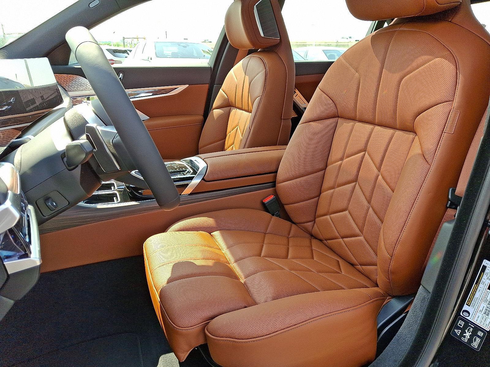 2025 BMW 760i xDrive Vehicle Photo in Lancaster, PA 17601