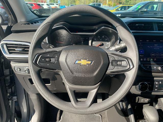 2022 Chevrolet Trailblazer Vehicle Photo in MOON TOWNSHIP, PA 15108-2571