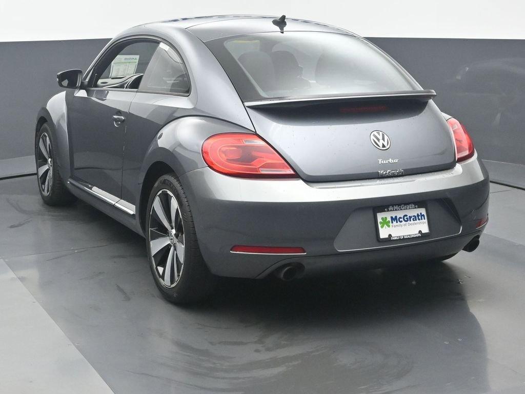 2013 Volkswagen Beetle Coupe Vehicle Photo in Marion, IA 52302