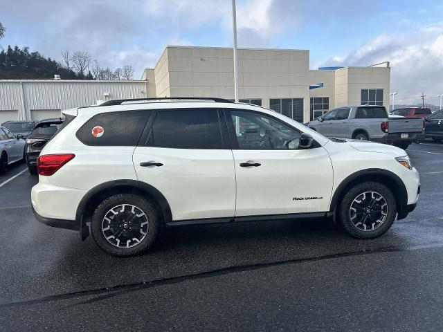 2020 Nissan Pathfinder Vehicle Photo in INDIANA, PA 15701-1897