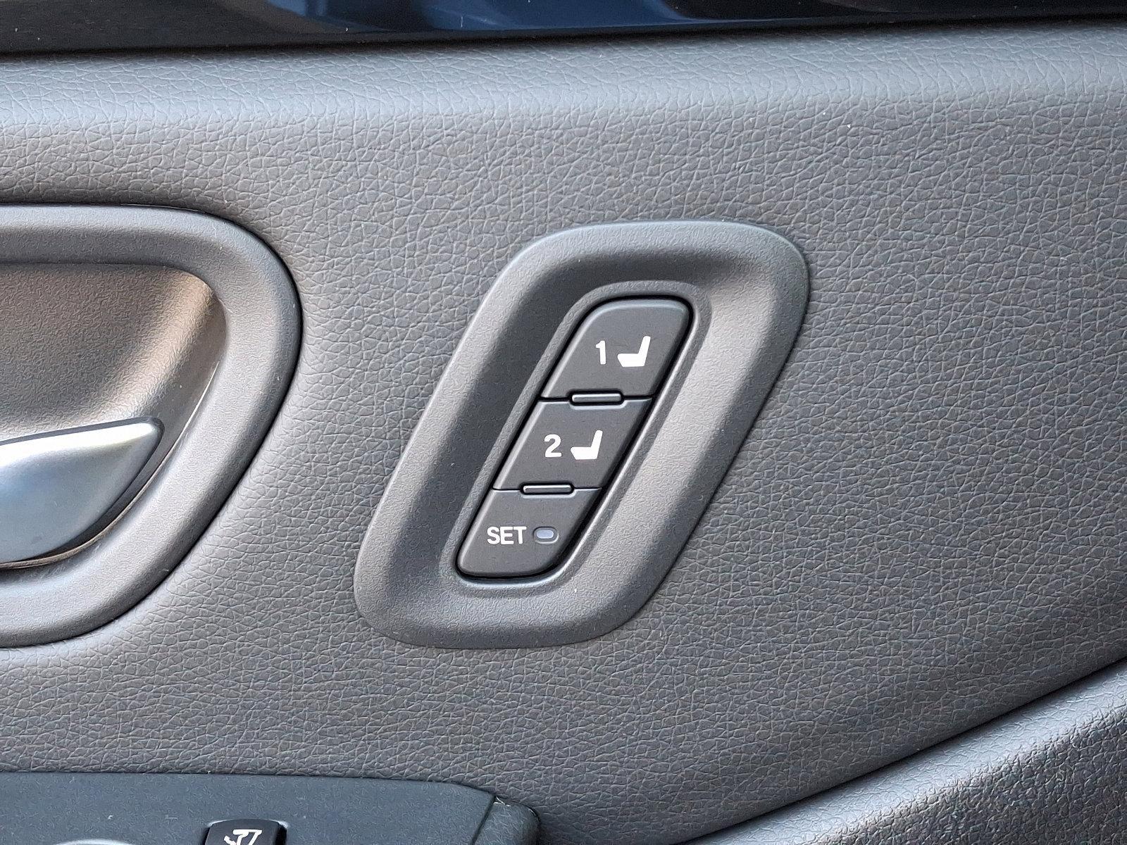 2025 Honda Pilot Vehicle Photo in Harrisburg, PA 17111