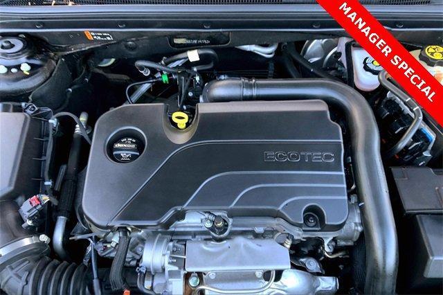 2022 Chevrolet Malibu Vehicle Photo in TOPEKA, KS 66609-0000