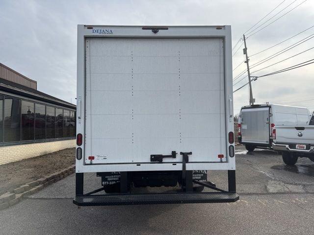 2025 GMC Savana Cutaway 4500 Vehicle Photo in MEDINA, OH 44256-9631