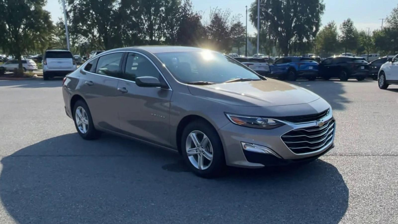 2025 Chevrolet Malibu Vehicle Photo in BENTONVILLE, AR 72712-4322