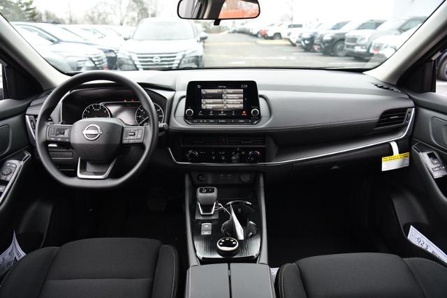 2025 Nissan Rogue Vehicle Photo in Ballwin, MO 63011
