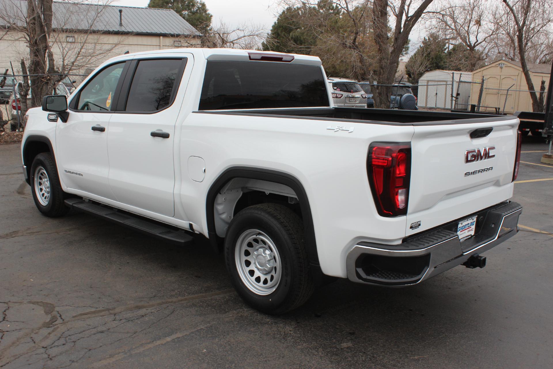2025 GMC Sierra 1500 Vehicle Photo in AURORA, CO 80012-4011