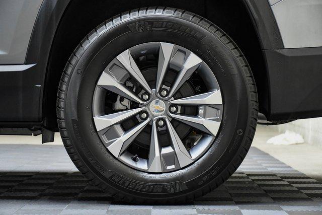 2025 Chevrolet Equinox Vehicle Photo in EVERETT, WA 98203-5662