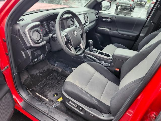 2022 Toyota Tacoma 4WD Vehicle Photo in GREEN BAY, WI 54304-5303