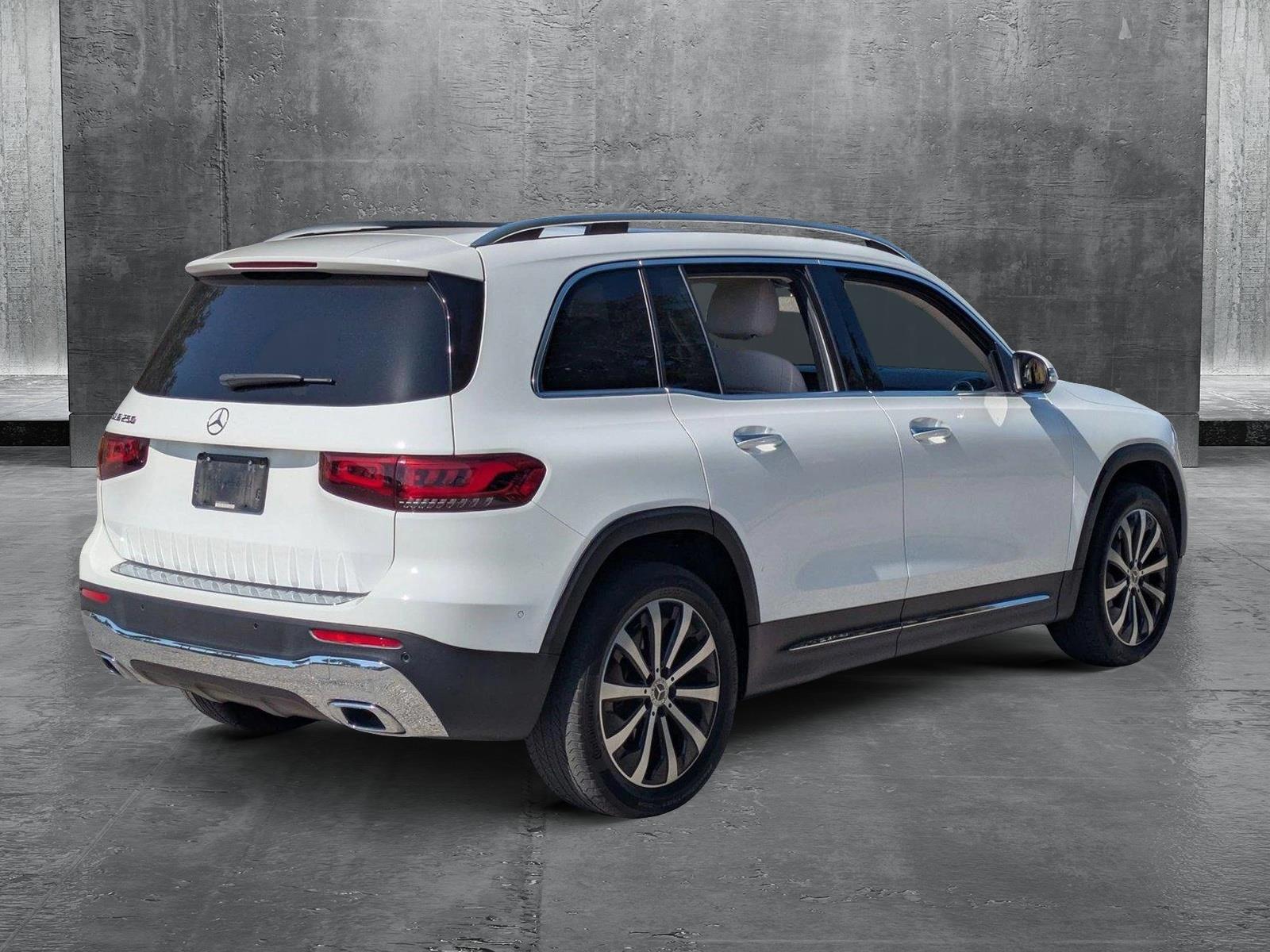 2022 Mercedes-Benz GLB Vehicle Photo in Sarasota, FL 34231