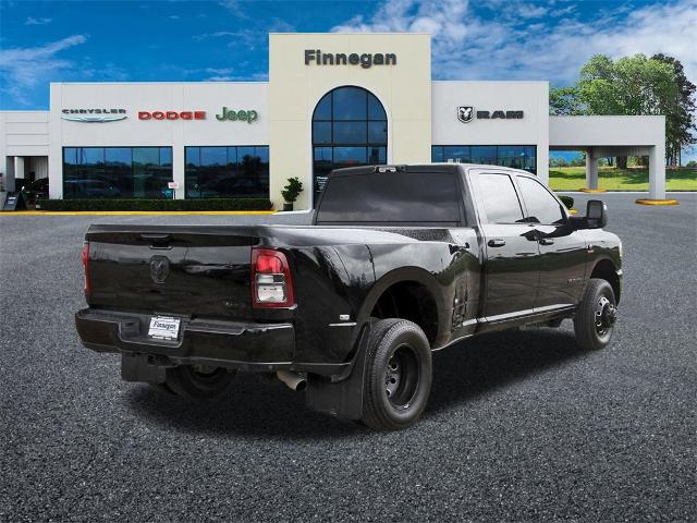 2024 Ram 3500 Vehicle Photo in ROSENBERG, TX 77471