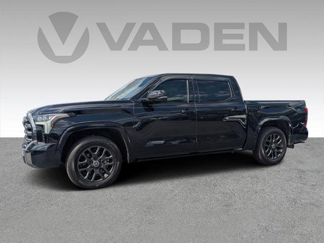 2022 Toyota Tundra 4WD Vehicle Photo in BRUNSWICK, GA 31525-1881