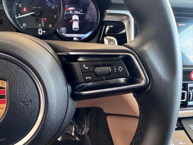 2022 Porsche Macan Vehicle Photo in DELRAY BEACH, FL 33483-3294