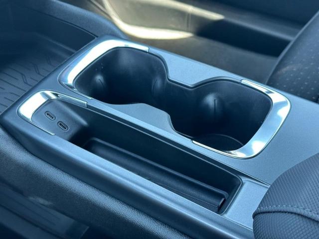 2025 Chevrolet Equinox EV Vehicle Photo in COLUMBIA, MO 65203-3903