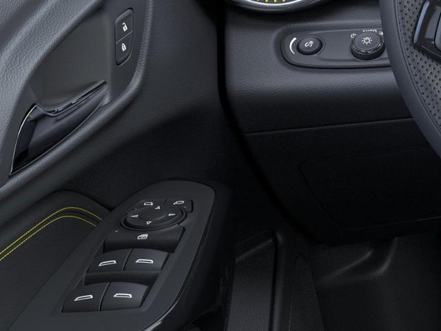 2025 Chevrolet Trax Vehicle Photo in GREENACRES, FL 33463-3207