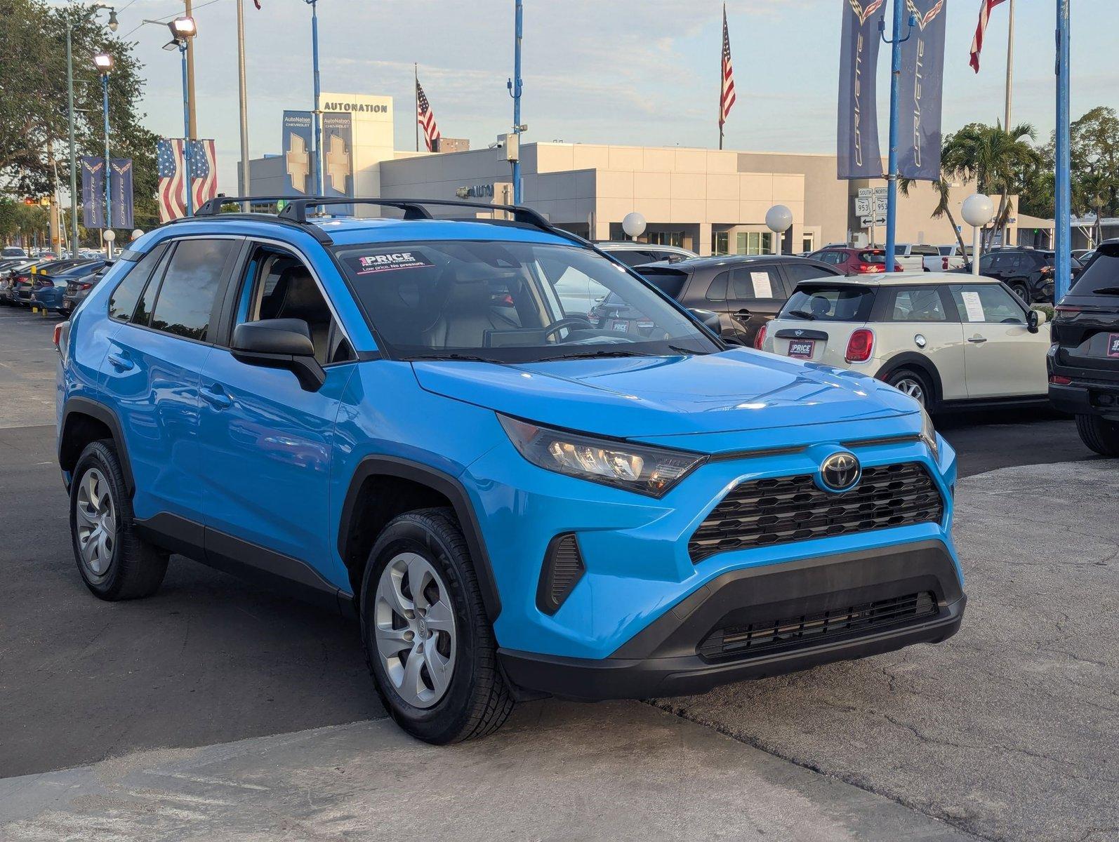 2019 Toyota RAV4 Vehicle Photo in MIAMI, FL 33134-2699